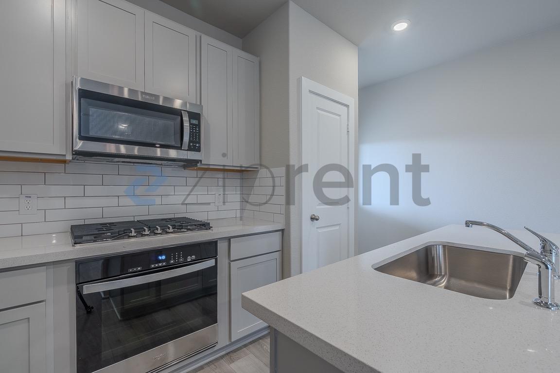 Building Photo - 13323 Prado Rdg Ln