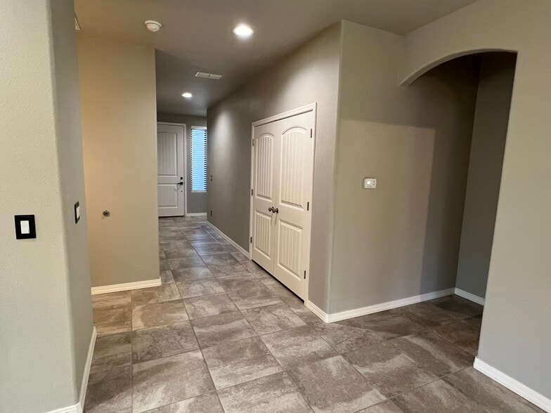 Hallway - 3618 Carolina Ave