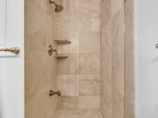 Building Photo - 3602 S Ocean Blvd