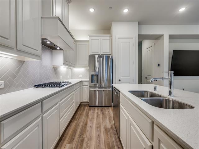 Building Photo - 7432 Atlas Dr