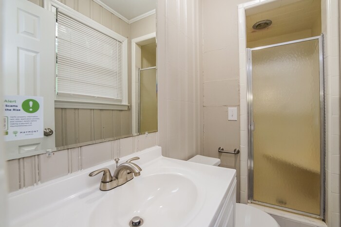 Building Photo - 415 N Pine St