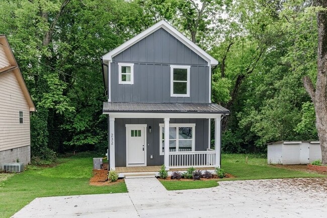 Building Photo - 232 Vine St