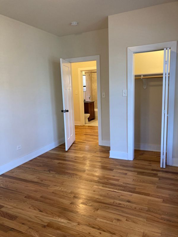 Building Photo - 1025 Dempster St