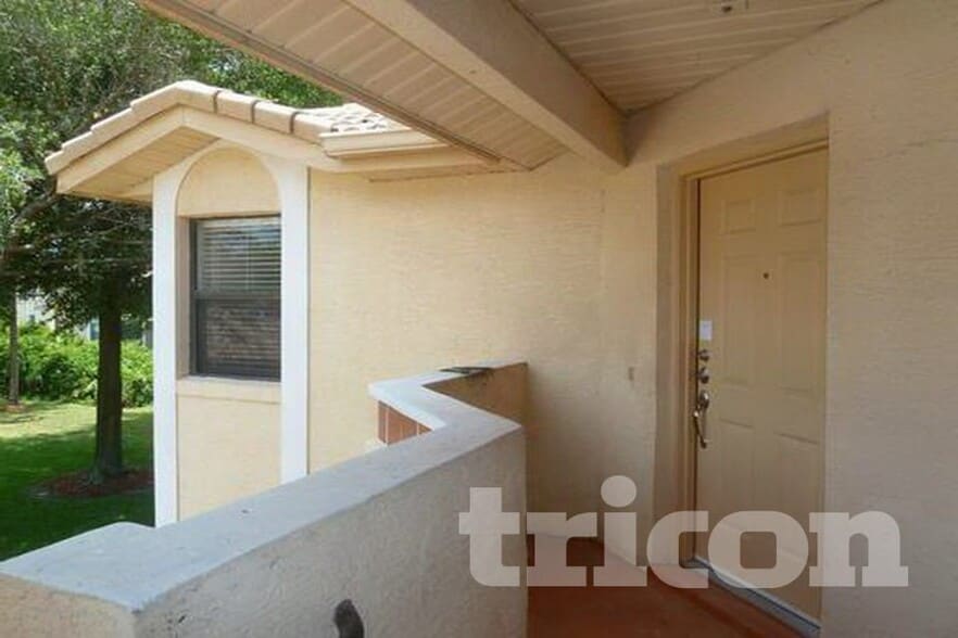 Building Photo - 7756 Sugar Bend Dr