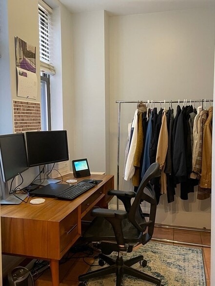 Building Photo - 362 Commonwealth Ave