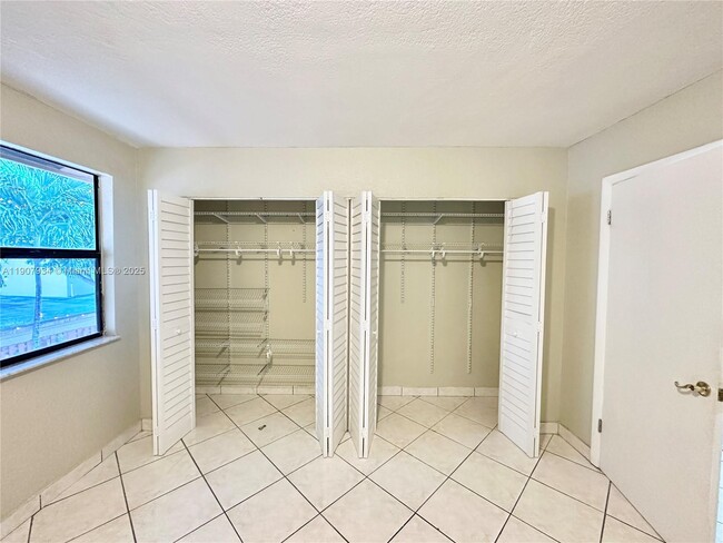 Building Photo - 10554 NW 3rd St