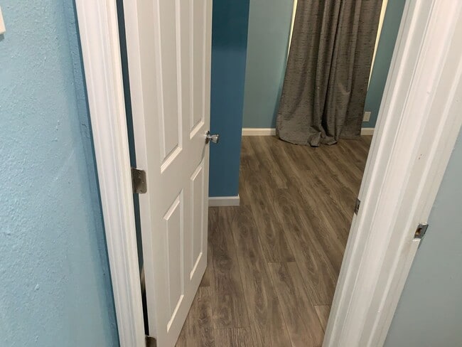 Building Photo - House