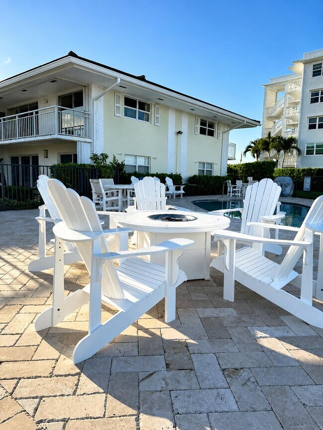 Building Photo - 68 Yacht Club Dr