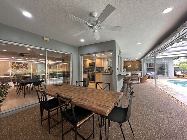 Building Photo - 2780 Landmark Dr