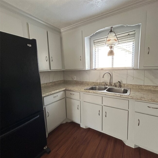 Building Photo - 2918 46th St