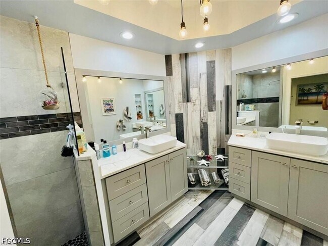 Building Photo - 14971 Rivers Edge Ct