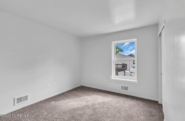 Building Photo - 101 Bristlecone Dr