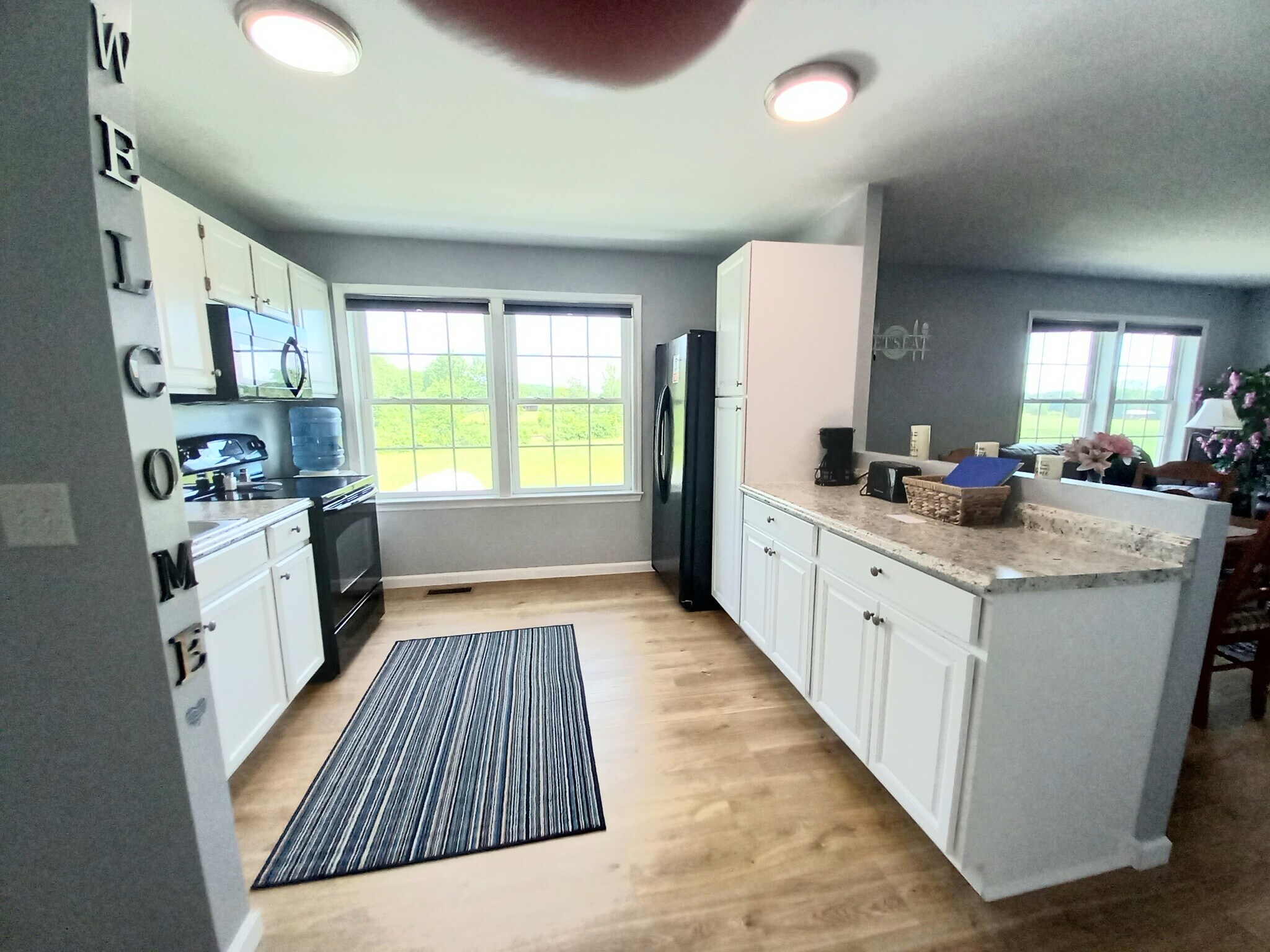 Building Photo - 83 Mott Rd