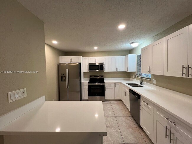 Building Photo - 6580 Winfield Blvd