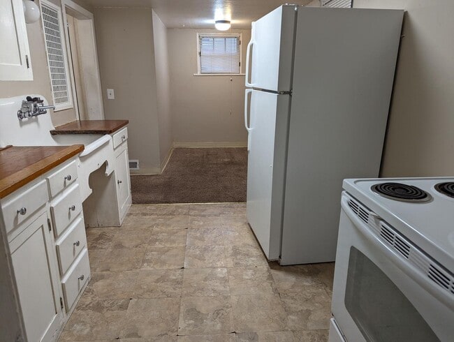 Building Photo - Triangle Tops (TTD/TTU) (Silverwolf)