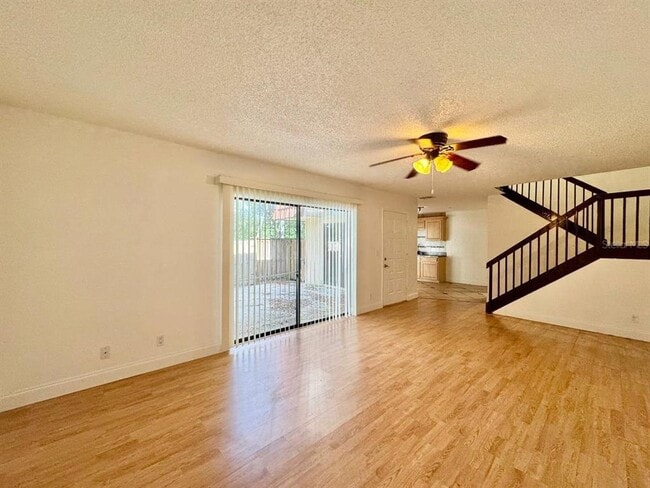 Building Photo - 2636 10th Ct