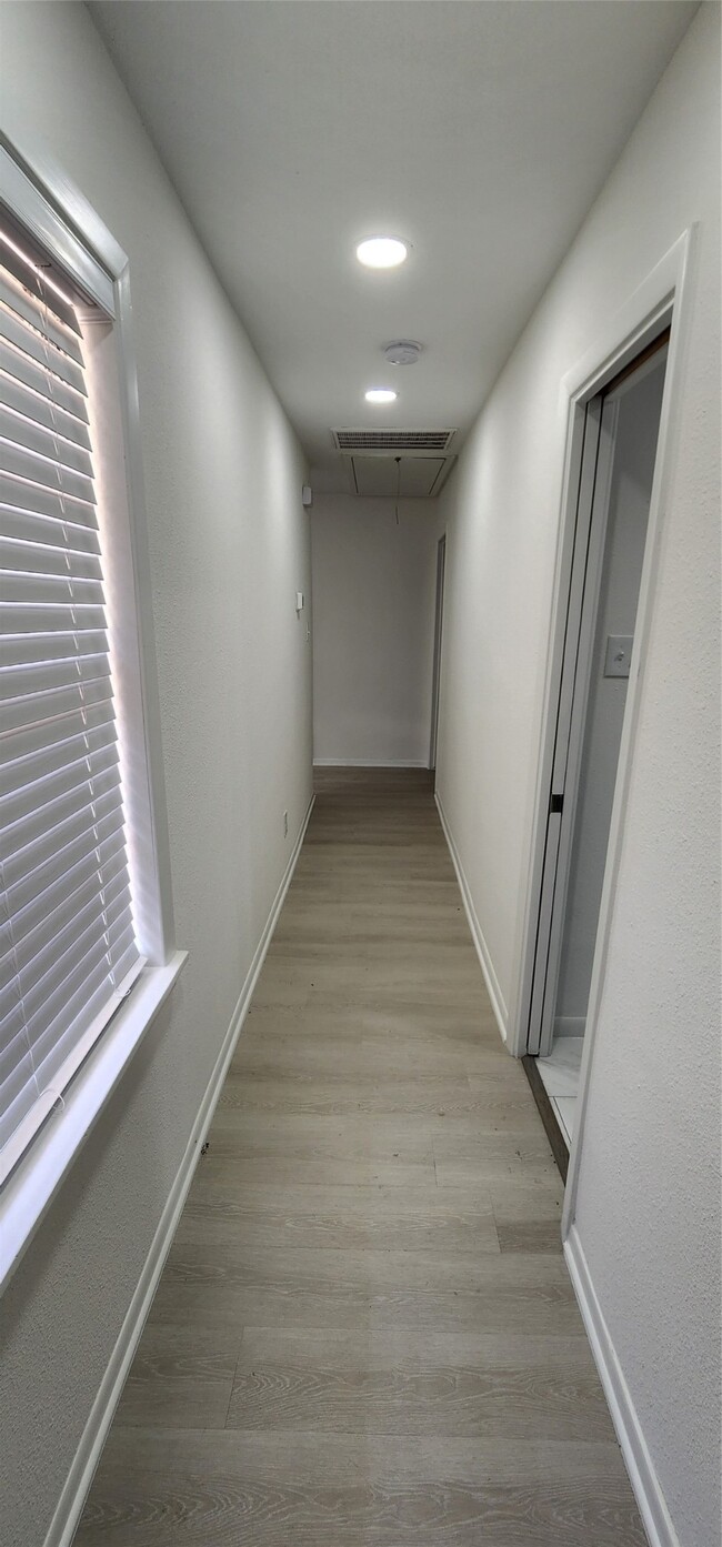Building Photo - 4921 Nina Lee Ln