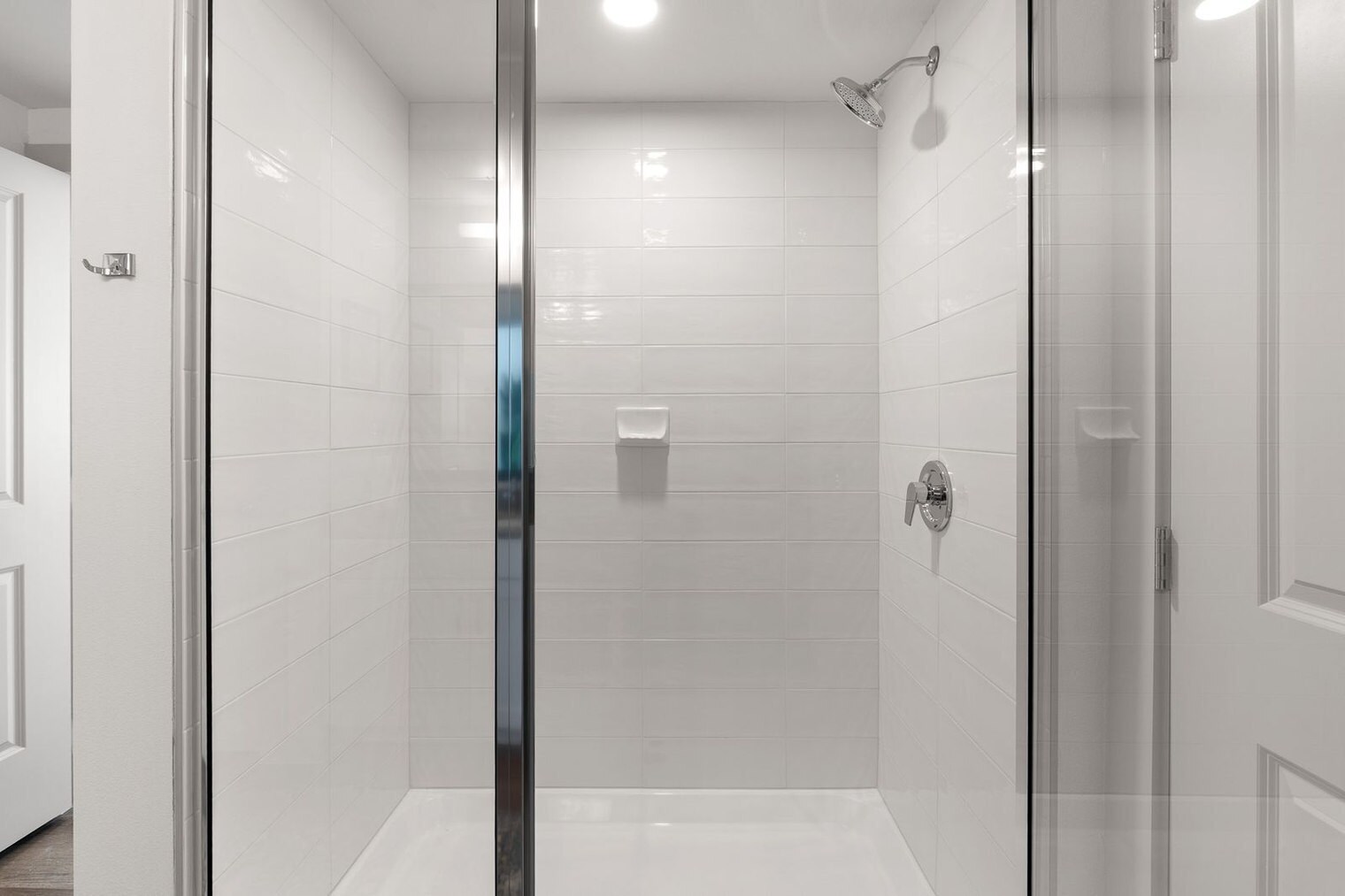 Building Photo - 1301 Leah Ave