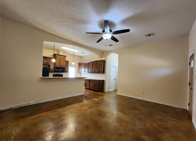 Building Photo - 3933 John Sharp Pkwy