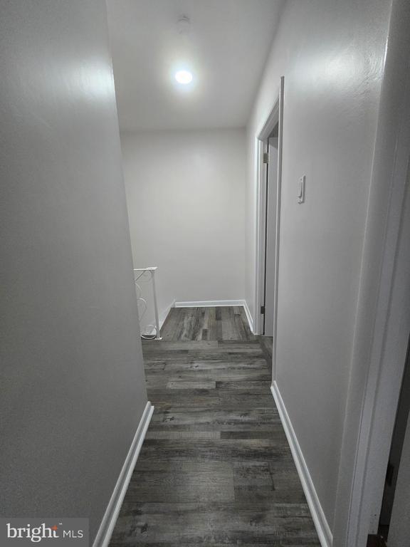 Building Photo - 15057 London Rd