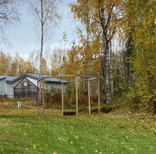 Building Photo - Fantastic 5 bedroom, 2.5 bath with an oversized 2 car garage, home on a private Acre, for rent ac...