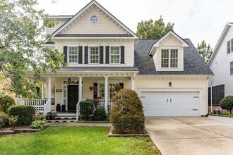 Building Photo - Gorgeous 4BD, 2.5BA Apex Home in an HOA Community with Amenities & Near Shopping, Dining, and Int...