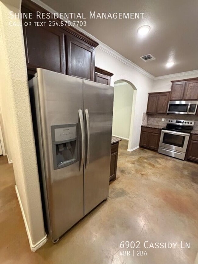 Building Photo - 6902 Cassidy Ln