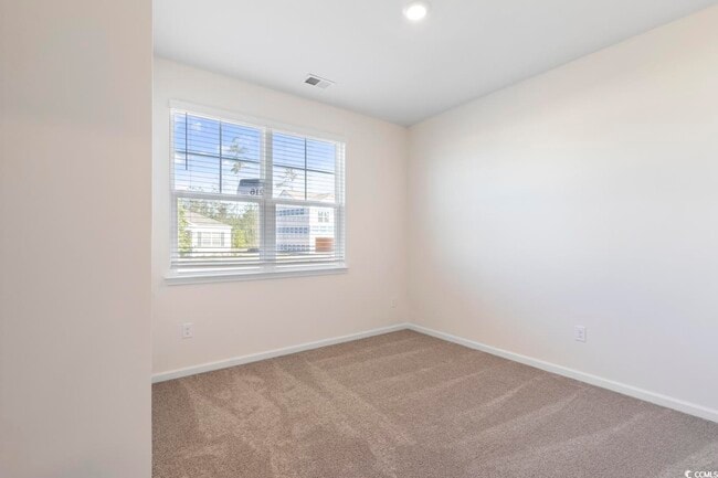 Building Photo - 1833 Castlebay Dr