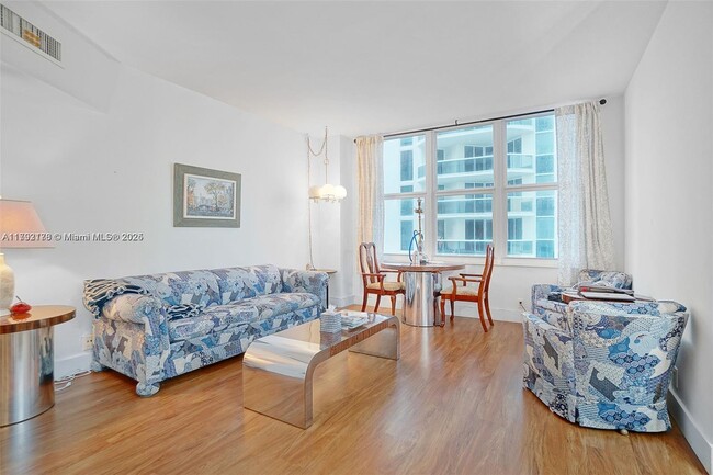 Building Photo - 4747 Collins Ave