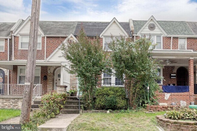 Building Photo - 6843 Dunbar Rd