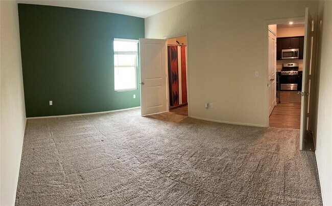 Building Photo - 7408 Tonka Ln