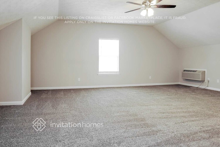 Building Photo - 135 Candle Wood Dr