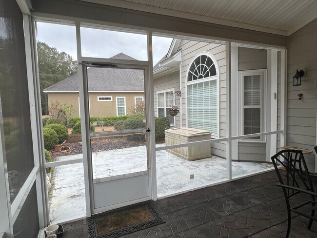 Building Photo - Baynard Park