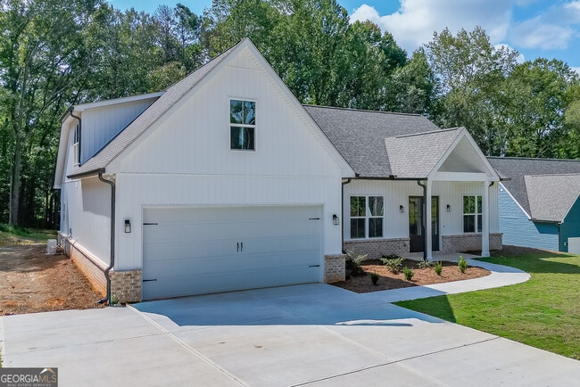 Building Photo - 125 Rains Rd