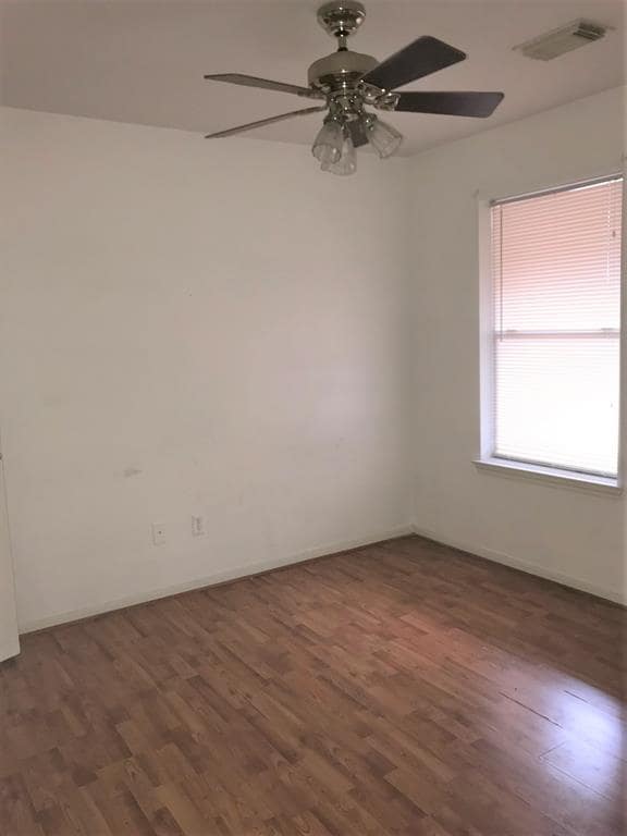Building Photo - 18311 Beaverdell Dr