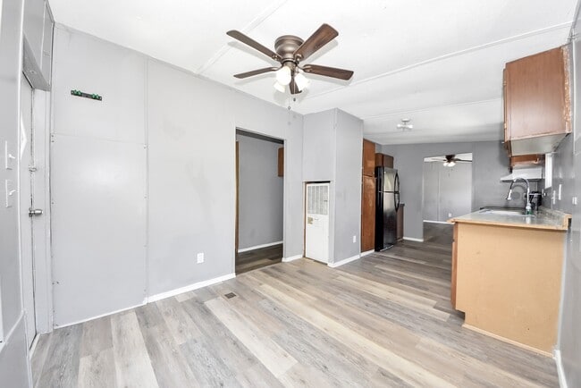 Building Photo - 14009 Rustic Ln