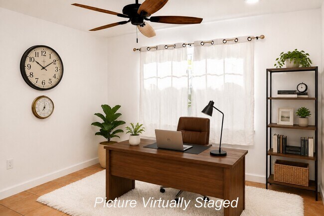 Building Photo - 2744 Briarhurst Dr