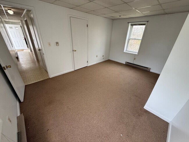 Building Photo - 429-431 E. King Street