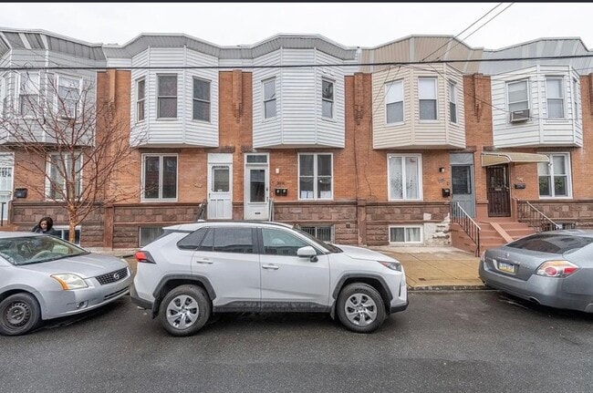 Building Photo - 2031 S 19th St