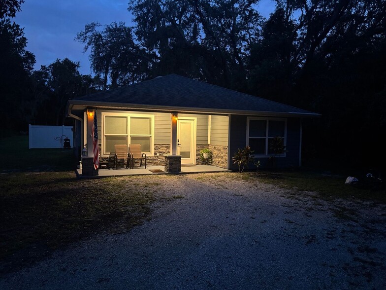 Building Photo - 7010 Jones Rd