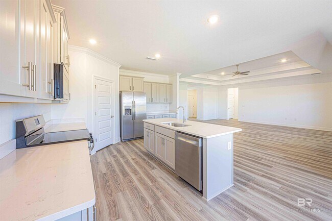 Building Photo - 12591 Shoshoney Cir