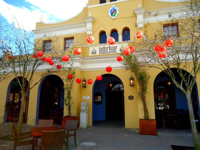 Building Photo - 1733 River Rd