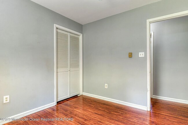 Building Photo - 1612 Evans Rd