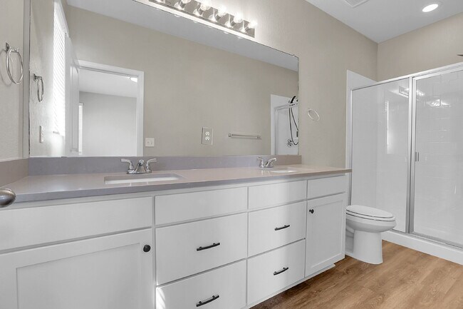 Building Photo - $2,600.00, 3 bedroom, 2.5 bathroom located...