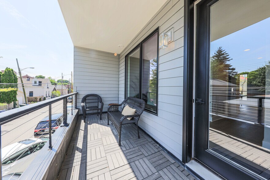 Building Photo - 362 Zimpfer St