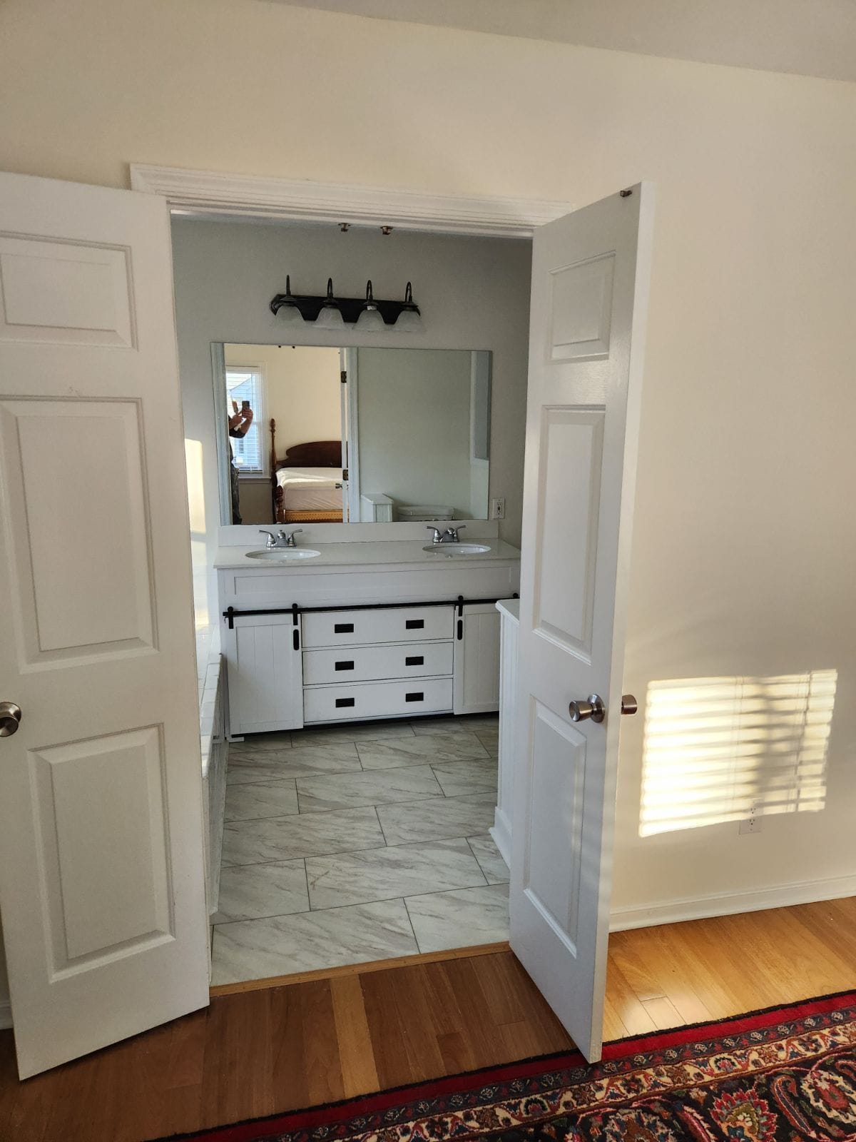 Master Bath - 13128 Langtree Dr