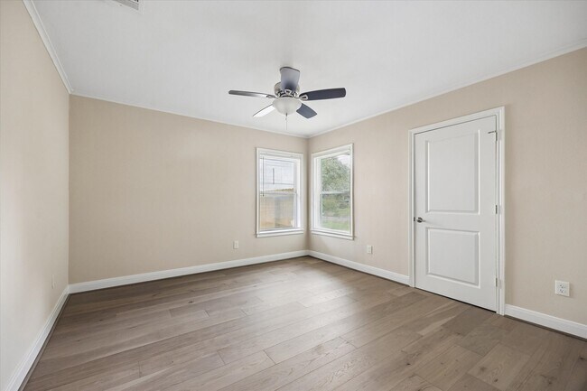 Building Photo - 9407 Cranleigh Ct