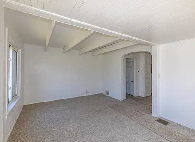 Building Photo - Newly Renovated 4BR/1BA Single-Family Home with Garage – Cleveland