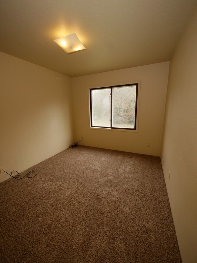 Building Photo - 99 Parsons Ln