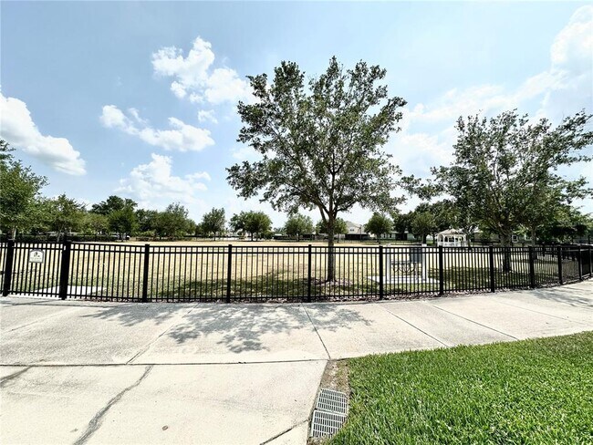 Building Photo - 6268 Great Bear Dr